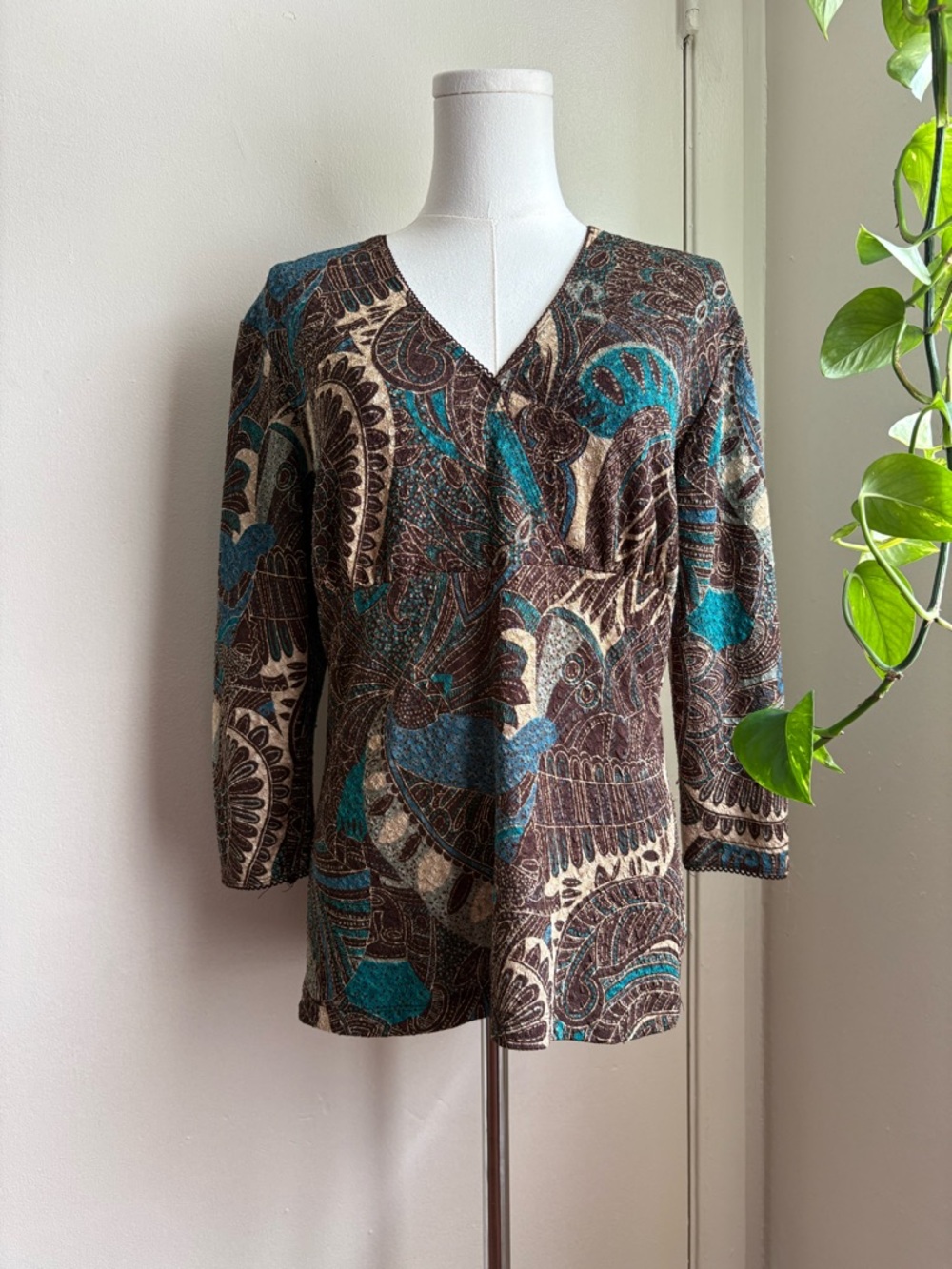 y2k brown & blue paisley print v-neck blouse